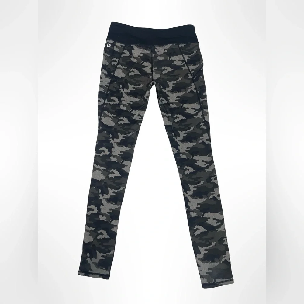Fabletics street camo leggings size‎ medium